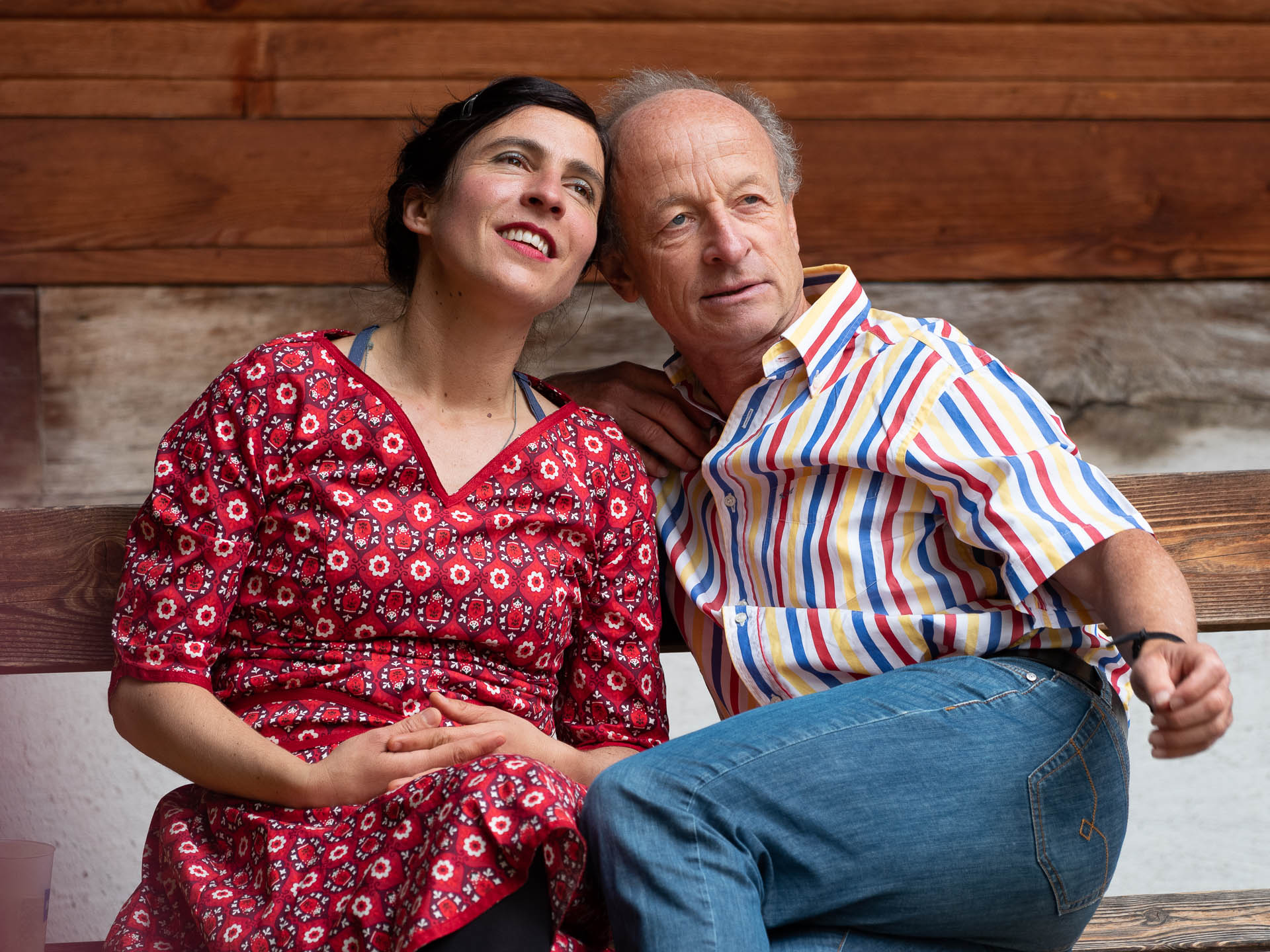 19.08.23 | 17:00 | Theater: Angers giengs o, nid? | Schulhaus, Mengestorf